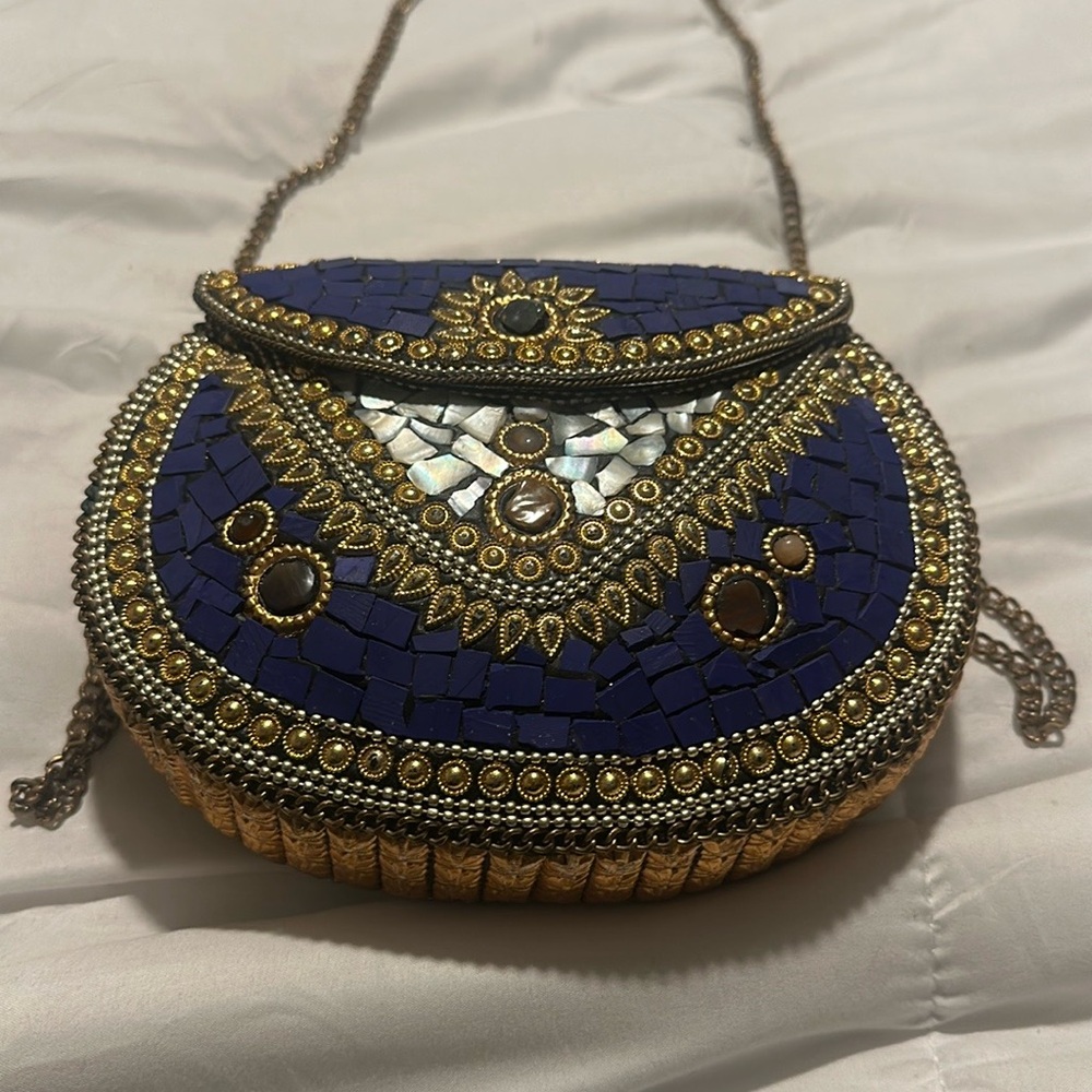 Gorgeous detailed crossbody Royal Blue Mosaic Metal Bag nwot - Picture 1 of 9